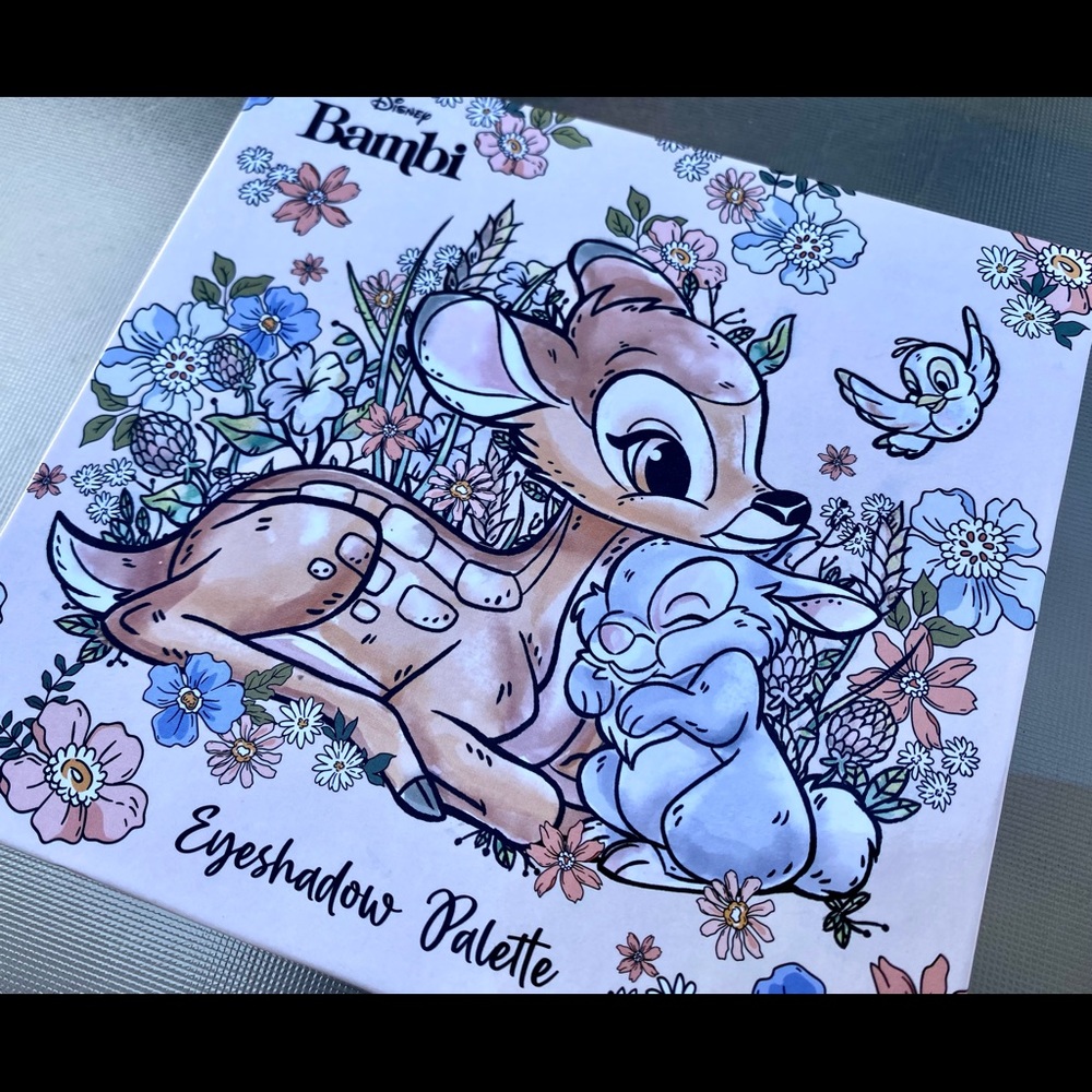 Bambi🦋Eyeshadow Palette - Picture 3 of 10